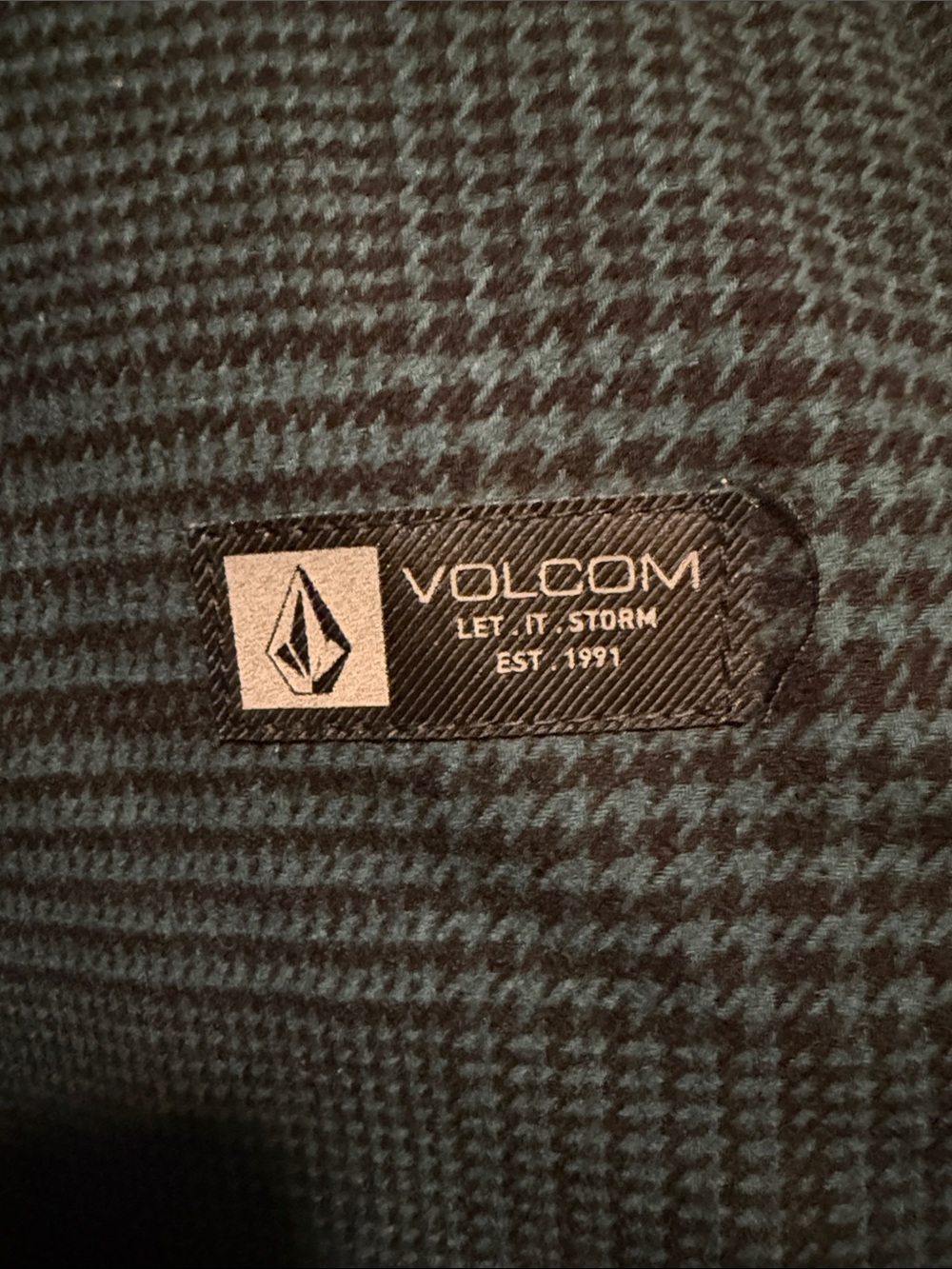 Volcom Oversized Insulated Flannel Jacket - M - Picture 5 of 6